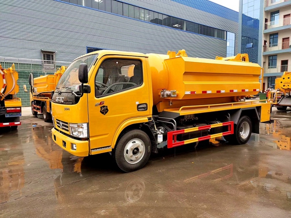 東風(fēng)D6多利卡2水4塵 6方清洗吸污車國六