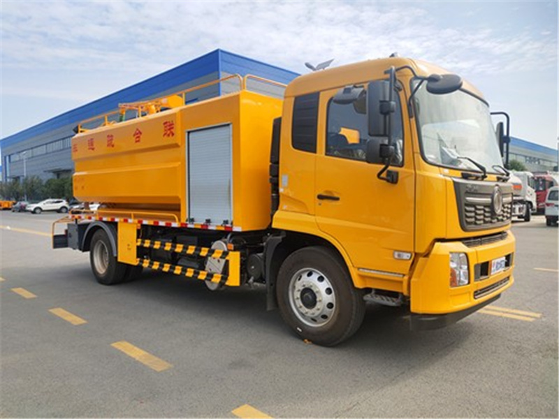 國(guó)六東風(fēng)天錦13方聯(lián)合疏通車(chē)