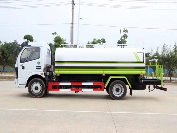 新款國六9-10方東風(fēng)凱普特灑水車