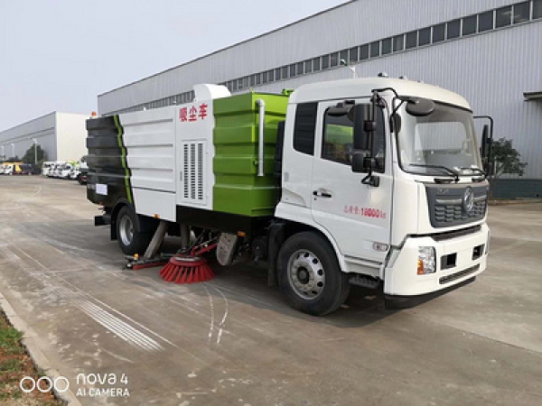 東風(fēng)天錦國(guó)六16方吸塵車