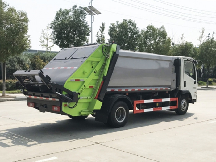 福田壓縮式垃圾車