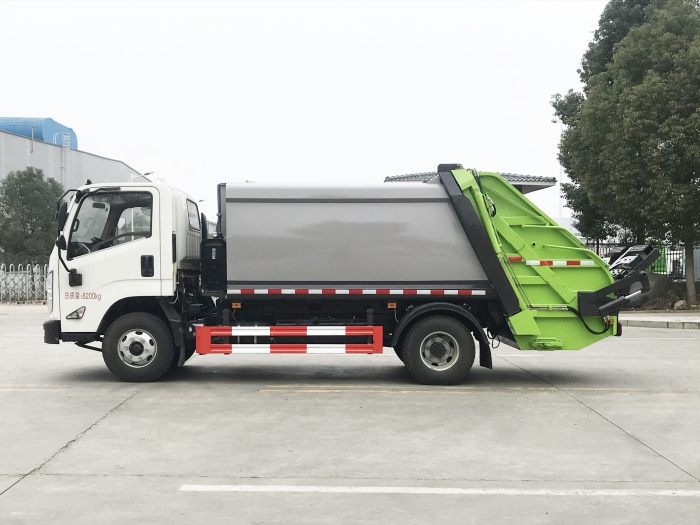江鈴壓縮式垃圾車