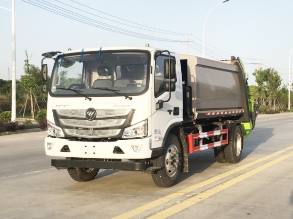 福田歐馬可壓縮式垃圾車(chē)