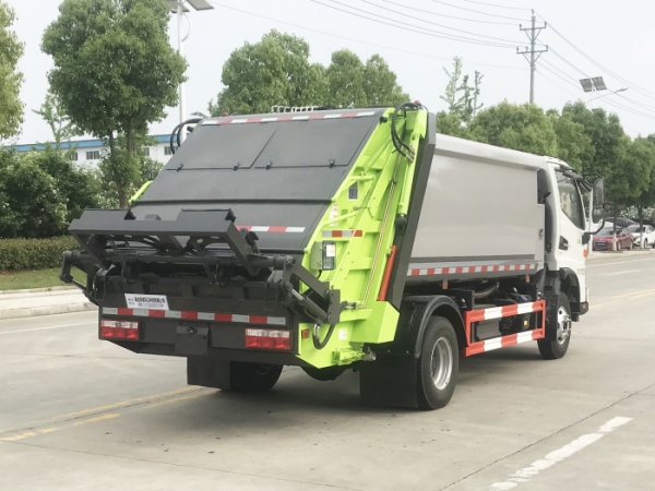 江淮駿鈴V7縮式垃圾車