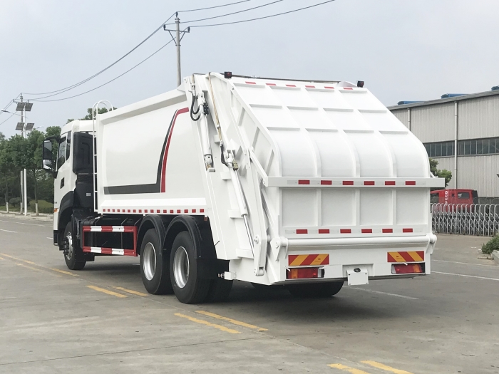 東風(fēng)天龍壓縮式垃圾車(chē)