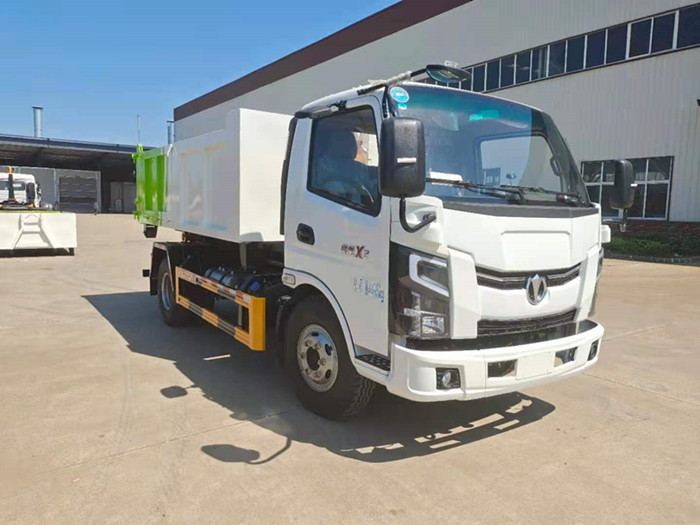 奧馳藍(lán)牌車廂可卸式垃圾車
