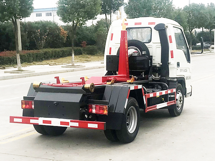 福田小卡之星2車(chē)廂可卸式垃圾車(chē)