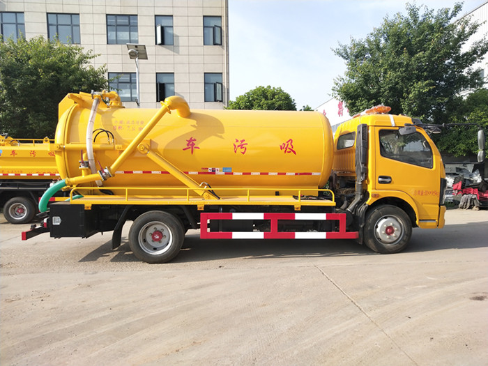 國六東風(fēng)大多利卡9.2方清洗吸污車一體罐