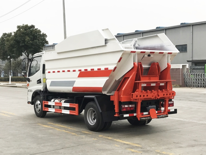 江淮駿鈴自裝卸式垃圾車