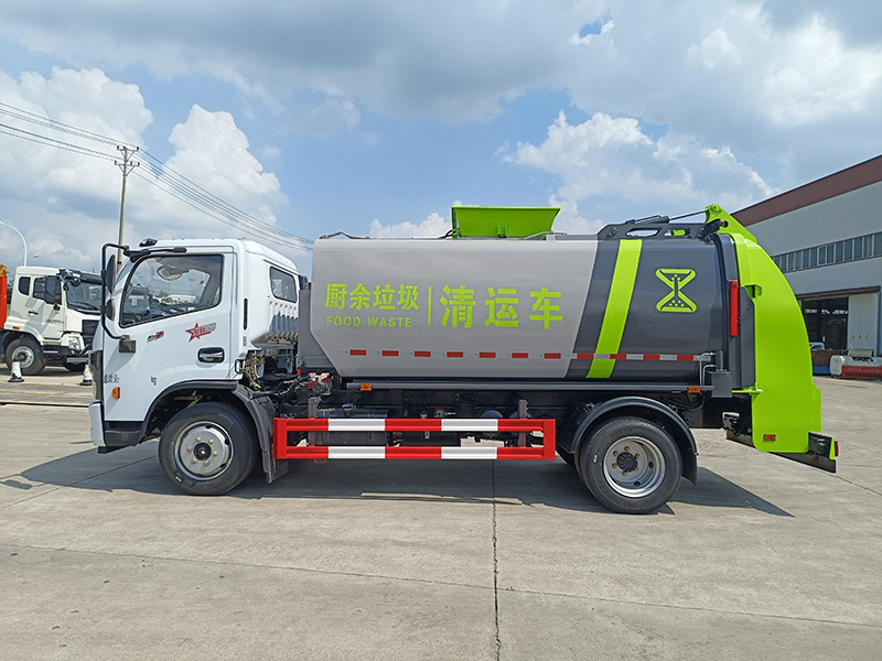 東風(fēng)小多利卡餐廚垃圾車