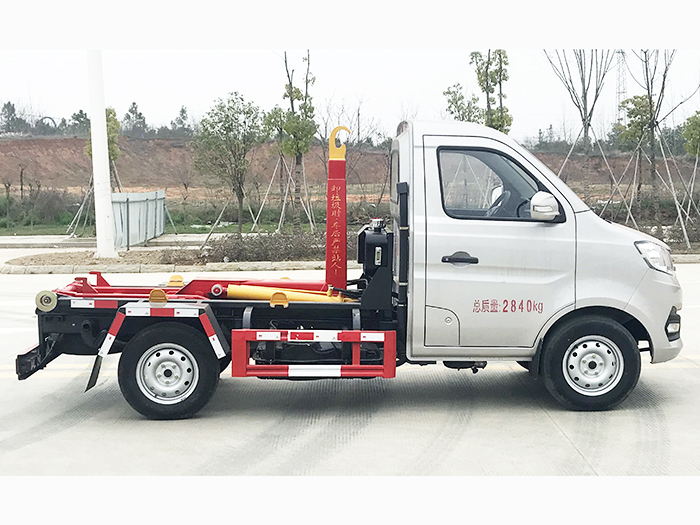 長安小勾臂垃圾車