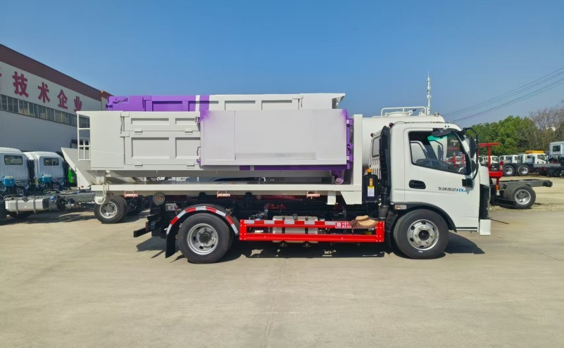 奧馳插電式混合動力車廂可卸式垃圾車