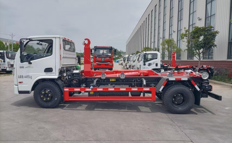 南駿170馬力勾臂垃圾車